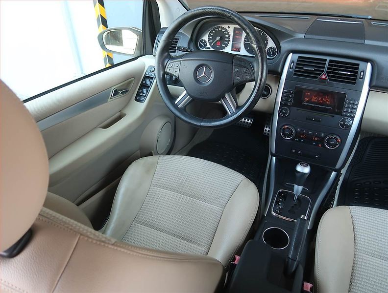 Mercedes-Benz Třídy B (2007) Elegance B 200 CDI , Automat - fotka 7 z 17