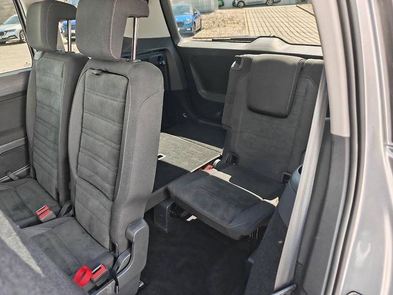 Volkswagen Touran Maraton Edition 7DSG 1,5TSI - fotka 10 z 26