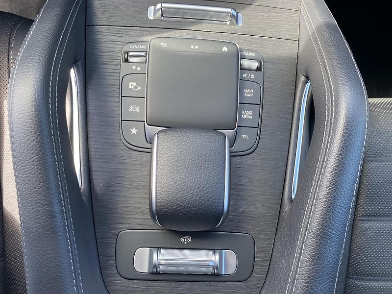 Mercedes-Benz GLE 350de 4M AMG  - fotka 20 z 25