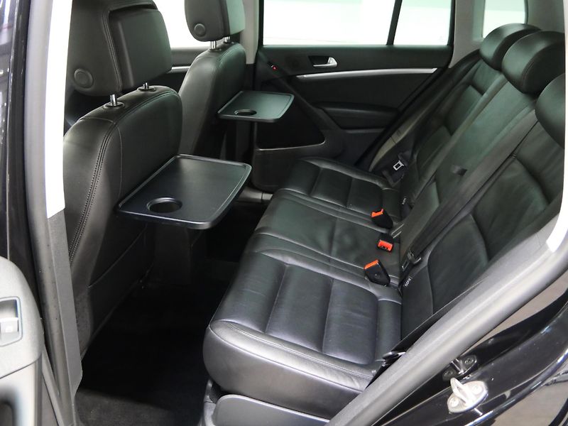 Volkswagen Tiguan - fotka 24 z 25