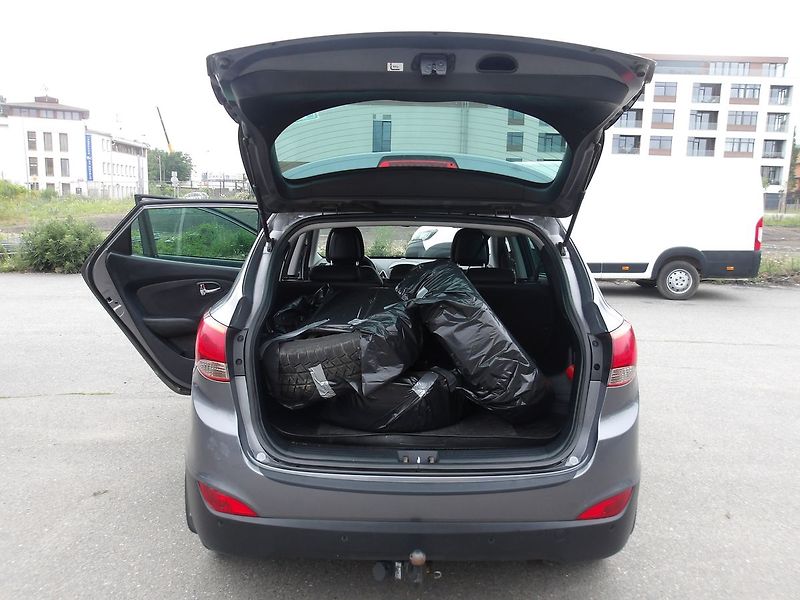 Hyundai ix35 2,0GDi 1.MAJ.! NAJ.94000 km !! - fotka 12 z 39