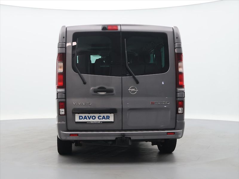 Opel Vivaro 1,6 DCTi BiTurbo 107kW DPH - fotka 6 z 35