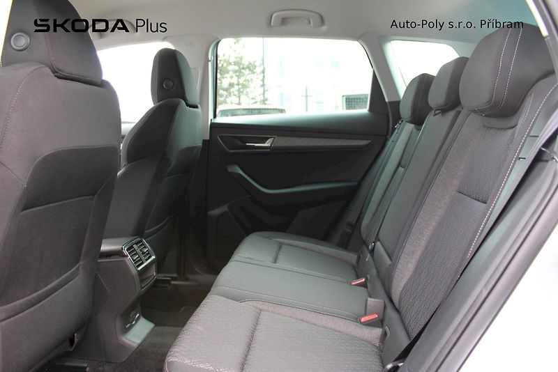 Škoda Karoq (2023) Style Exclusive 1.5TSI / 110kW - fotka 21 z 24