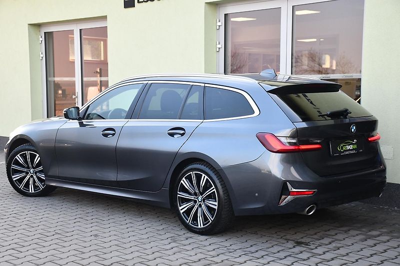 BMW Řada 3 320d xD M-SPORT REZERVACE - fotka 3 z 42
