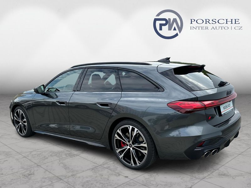 Audi S5 Avant  TFSI wquattro - fotka 4 z 12