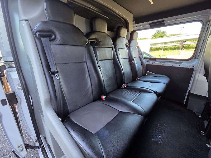 Peugeot Boxer (2021) 2.2 BHDi 140 L2H1 MAN6 - fotka 12 z 22