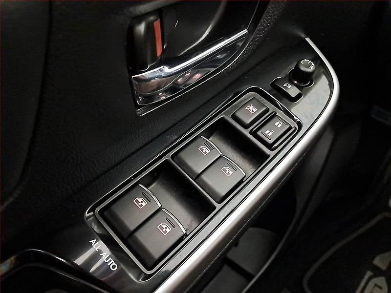 Subaru Levorg (2021) 2.0, 4X4, Automat, Serv.kniha - fotka 16 z 21