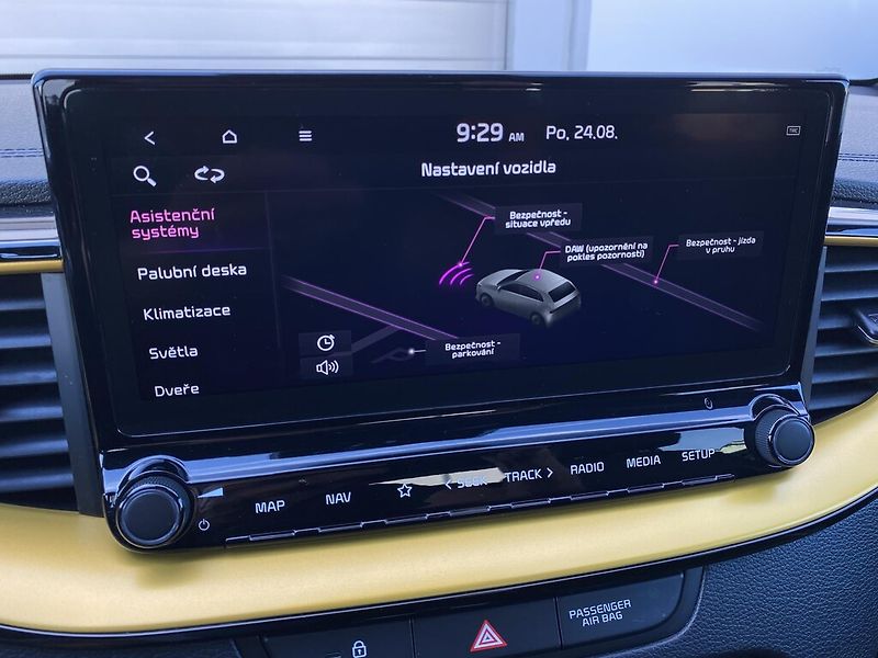 Kia XCeed 1.4 T-GDI 103 kW - fotka 18 z 25