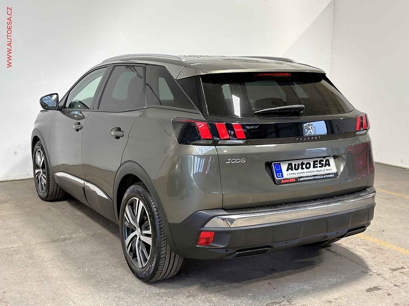 Peugeot 3008 (2017) 1.6 HDi, ČR, Allure, AT - fotka 6 z 17