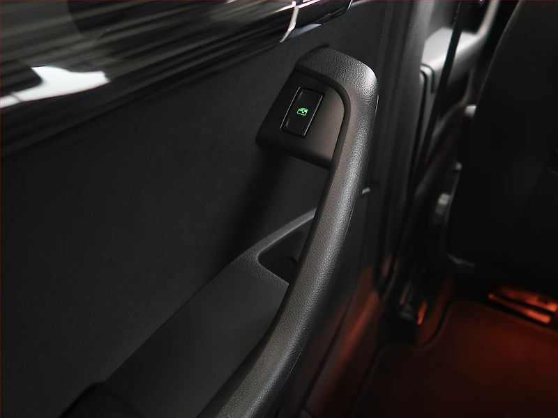 Škoda Octavia (2020) Style 1.6 TDI, ČR,1.maj - fotka 22 z 22