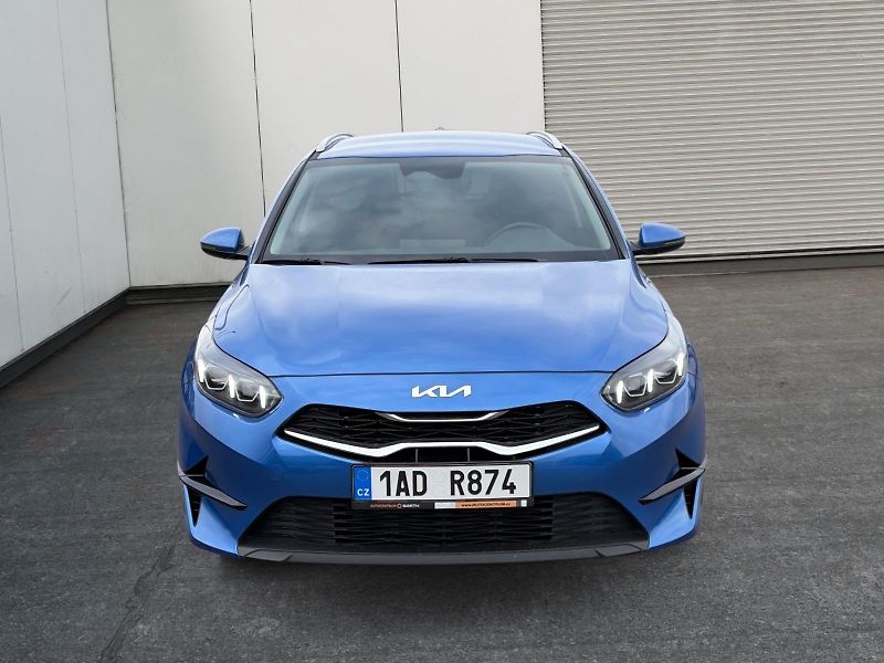 Kia Ceed (2024) TOP 1.5T-GDI 103kW DPH CZ - fotka 2 z 11