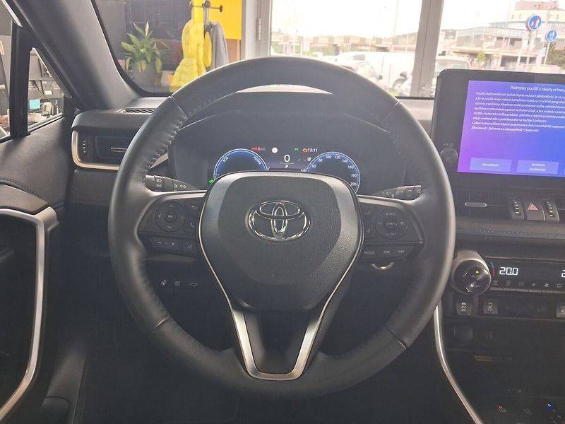 Toyota RAV4 2.5HEV 131kW 2025 - fotka 12 z 16