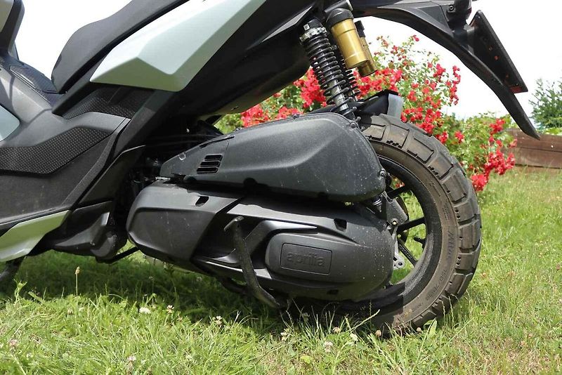 Aprilia SR GT400 se pokusí navázat na úspěch stopětadvacítky. Všechno nasvědčuje tomu, že se jí to podaří.