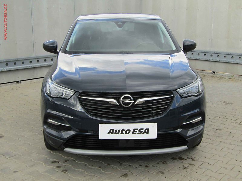 Opel Grandland X (2018) 1.2 T, 1.maj,ČR, Navi, TZ - fotka 2 z 23