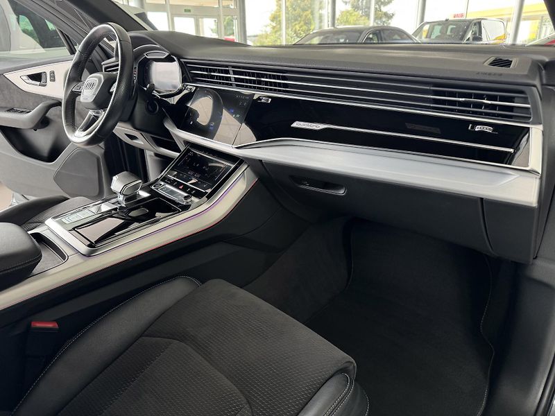 Audi Q7 50TDI Q*S-LINE*Matrix*Vzduch - fotka 13 z 44