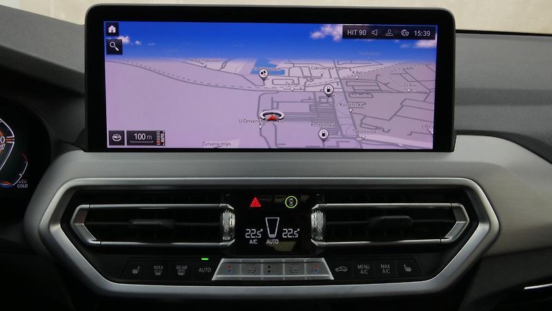 BMW X3 20d xDrive - fotka 14 z 23