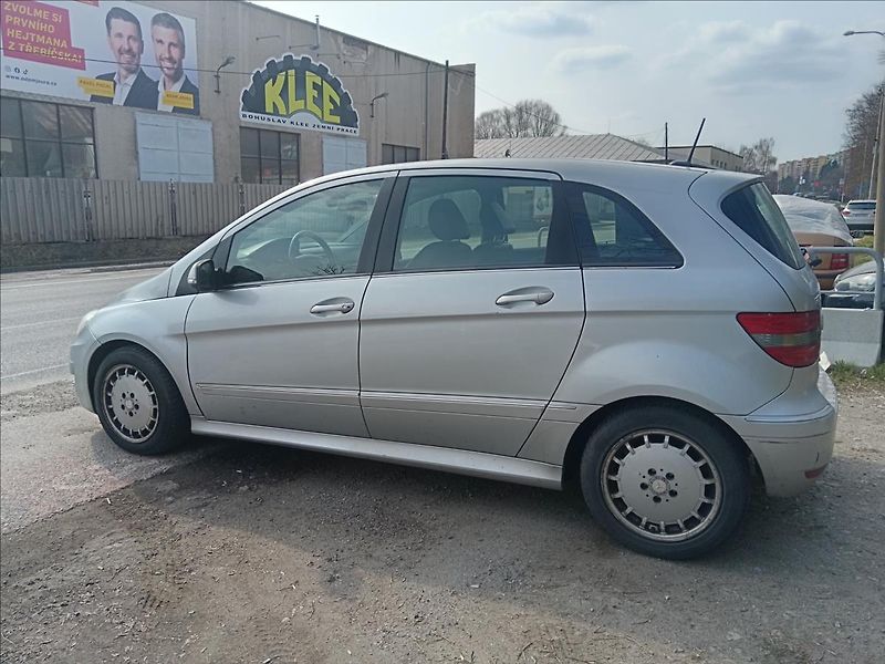 Mercedes-Benz Třídy B 2,0 CDi Automat - fotka 7 z 22