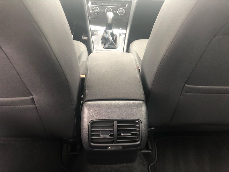 Volkswagen Golf COMFO 100 E1F SoH: 88% - fotka 23 z 29
