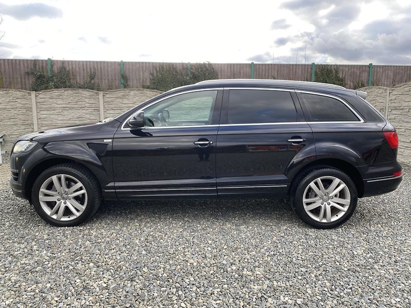 Audi Q7 3.0TDi 4x4 240PS FL 8Q SLINE!! - fotka 5 z 156