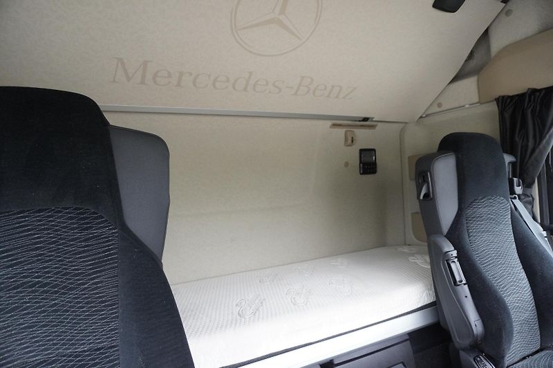 Mercedes-Benz Actros (2022) 2545 MP5 / 60 tho. km / crane - fotka 27 z 30