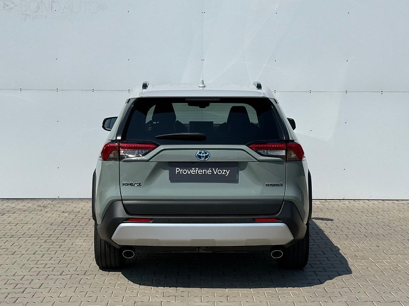 Toyota RAV4 2.5 HSD e-CVT AWD Adventure - fotka 9 z 29