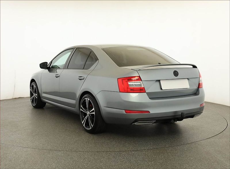 Škoda Octavia (2013) 1.2 TSI, Tempomat - fotka 4 z 13