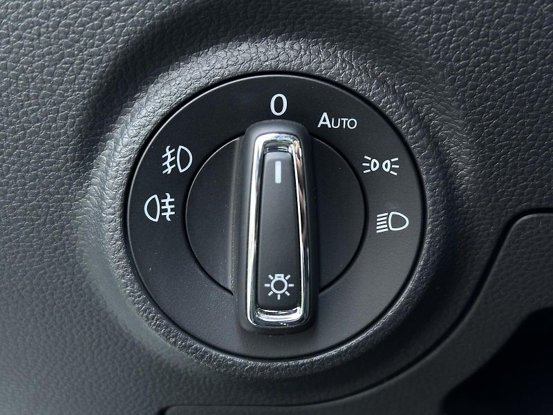 Seat Arona Color Concept 1.0TSi Xcellence - fotka 17 z 39