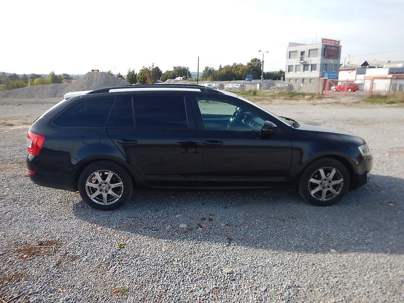 Škoda Octavia 1.6 Tdi 77 kw - fotografie inzerátu
