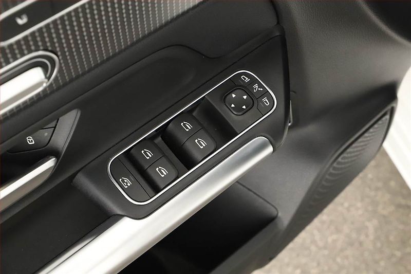 Mercedes-Benz Třídy B (2019) B 180 - fotka 23 z 24