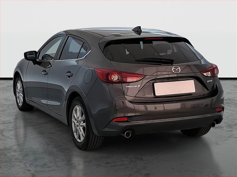 Mazda 3 (2017) Emotion 2.0 Skyactiv-G, Navi - fotka 4 z 16