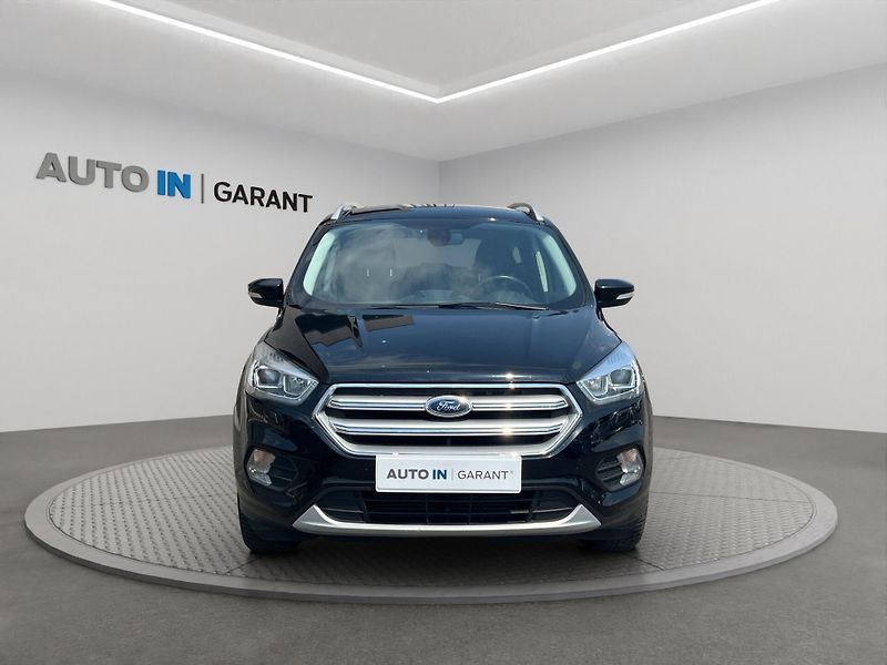 Ford Kuga (2017) 2.0 110kW, 4x4, Tažné, Serv.kn - fotka 2 z 22