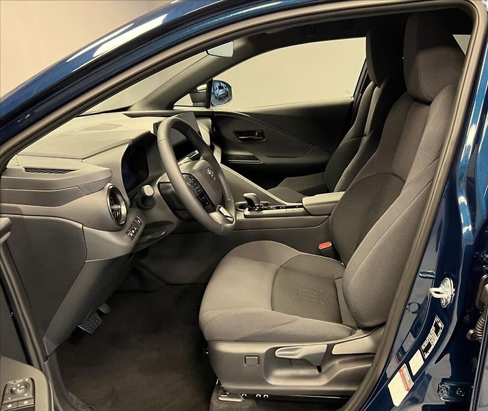Toyota C-HR 2,0 PHEV STYLE - fotka 6 z 17