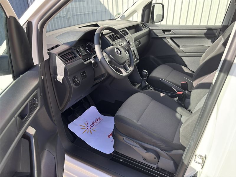 Volkswagen Caddy Maxi 2.0 TDi Comfortline - fotka 10 z 13