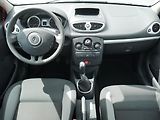 Renault Clio (2011) 1.2i, AC, temp - náhled 10
