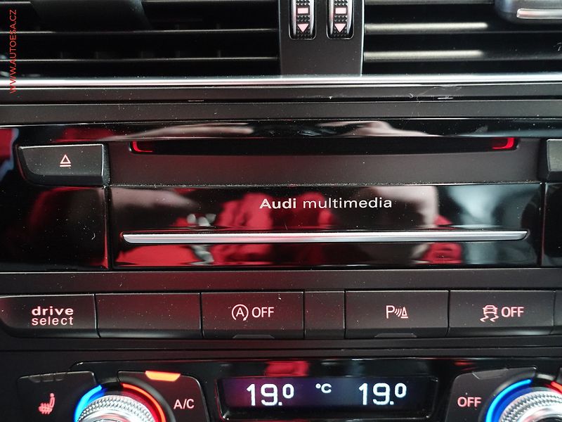 Audi SQ5 (2015) 3.0V6TDi Quattro, AT, navi - fotka 18 z 25