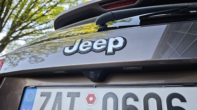 Jeep Grand Cherokee (2019) 3,0 CRD Summit ČR, 1.maj.  - fotka 10 z 49