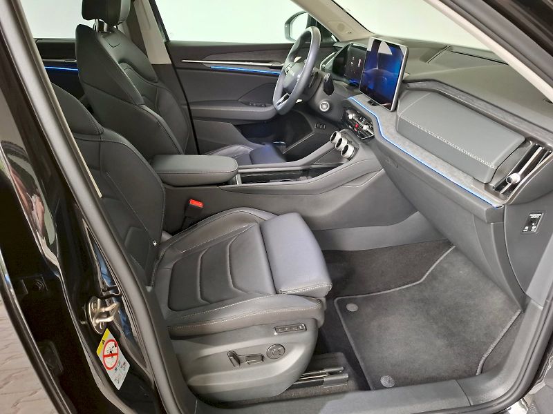 Škoda Kodiaq (2025) SELECTION 4X4 TD 142/2.0 A7A - fotka 21 z 34