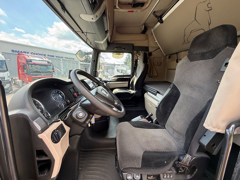 MAN TGX18.470 ADR EURO 6 - fotka 15 z 20