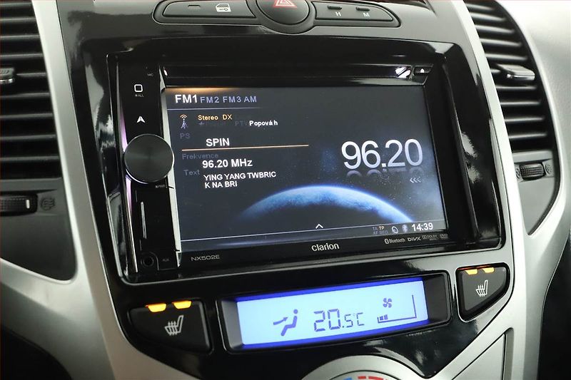 Hyundai ix20 (2014) 1.6 CVVT, Automat, Serv.kniha - fotka 8 z 16