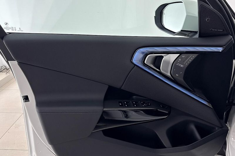 BMW X3 xDrive40d - fotka 16 z 26