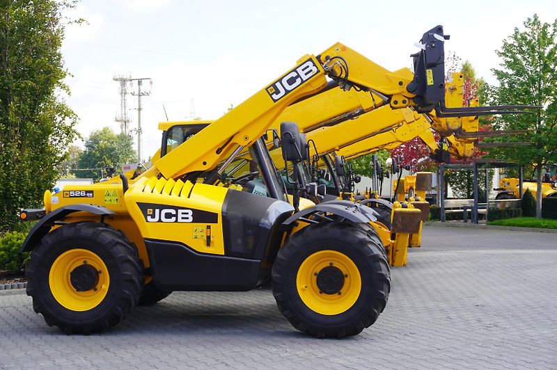 JCB (2019) 540-140 telescopic loader  - fotka 2 z 4