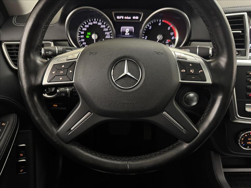 Mercedes-Benz GL 3,0 7-MÍST H/K PANO NZTOP TZ - fotka 9 z 53