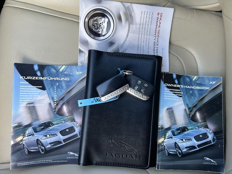 Jaguar XF 3.0D AUTOMAT KŮŽE NAVI KAMERA  - fotka 41 z 51