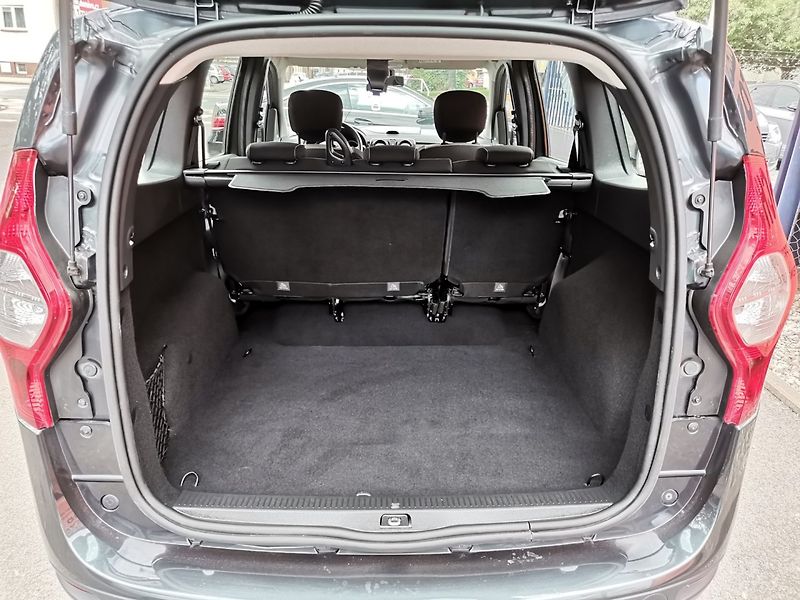 Dacia Lodgy (2019) 1.6i SCe 75kw StepWay AC PDC - fotka 18 z 25