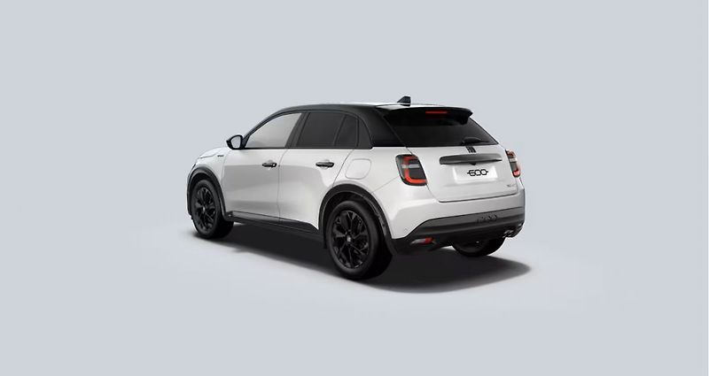 Fiat 600 (2026) Sport 1.2 Turbo Hybrid 145k - fotka 3 z 5