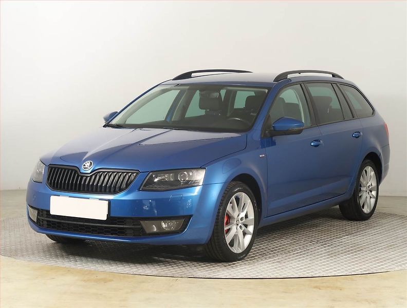 Škoda Octavia (2016) Ambition Plus 2.0 TDI - fotka 2 z 21