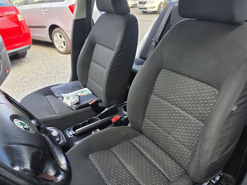 Škoda Octavia 1.2 TSI 6ti rychlostní  - fotka 16 z 36
