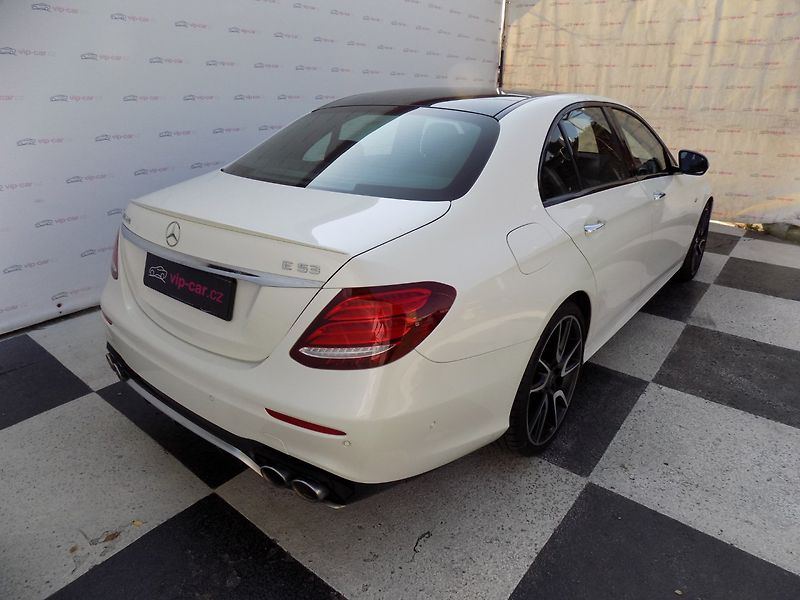 Mercedes-Benz Třídy E (2019) 53AMG/4-Matic/1.Maj.ČR/Led/ - fotka 7 z 48