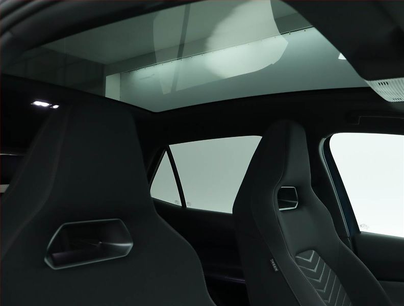 Cupra Born (2022) 58, SoH 93% - fotka 16 z 19