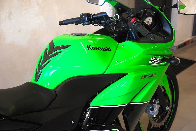 Kawasaki Ninja 250 R (2010) Ninja 250R - hezký stav, ŘP sk - fotka 6 z 20